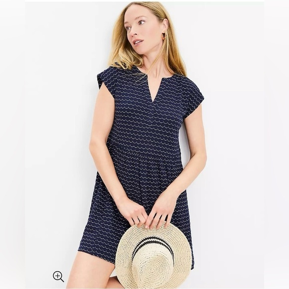 LOFT Scalloped Y Neck Swing Dress Size Small - Picture 2 of 7